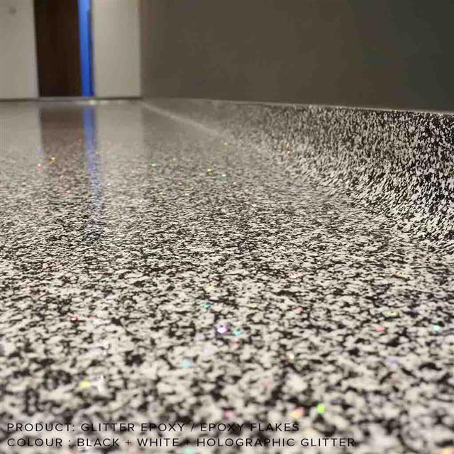 Epoxy-Resin-Floor-Glitter-Epoxy-2.jpg