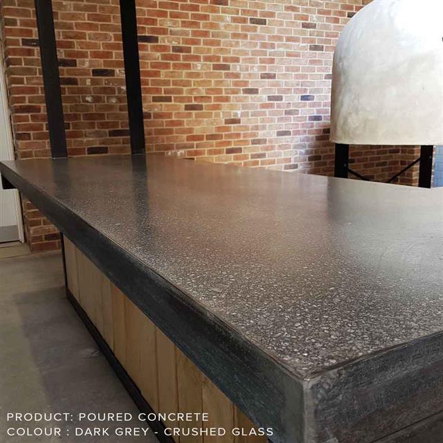 Poured-concrete-worktops-3.jpg