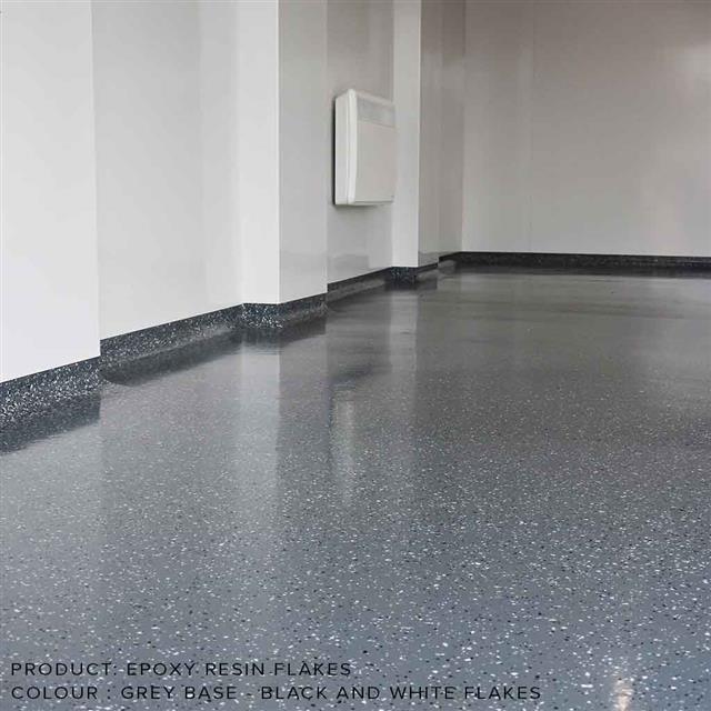Epoxy-resin-garage-floor-4.jpg
